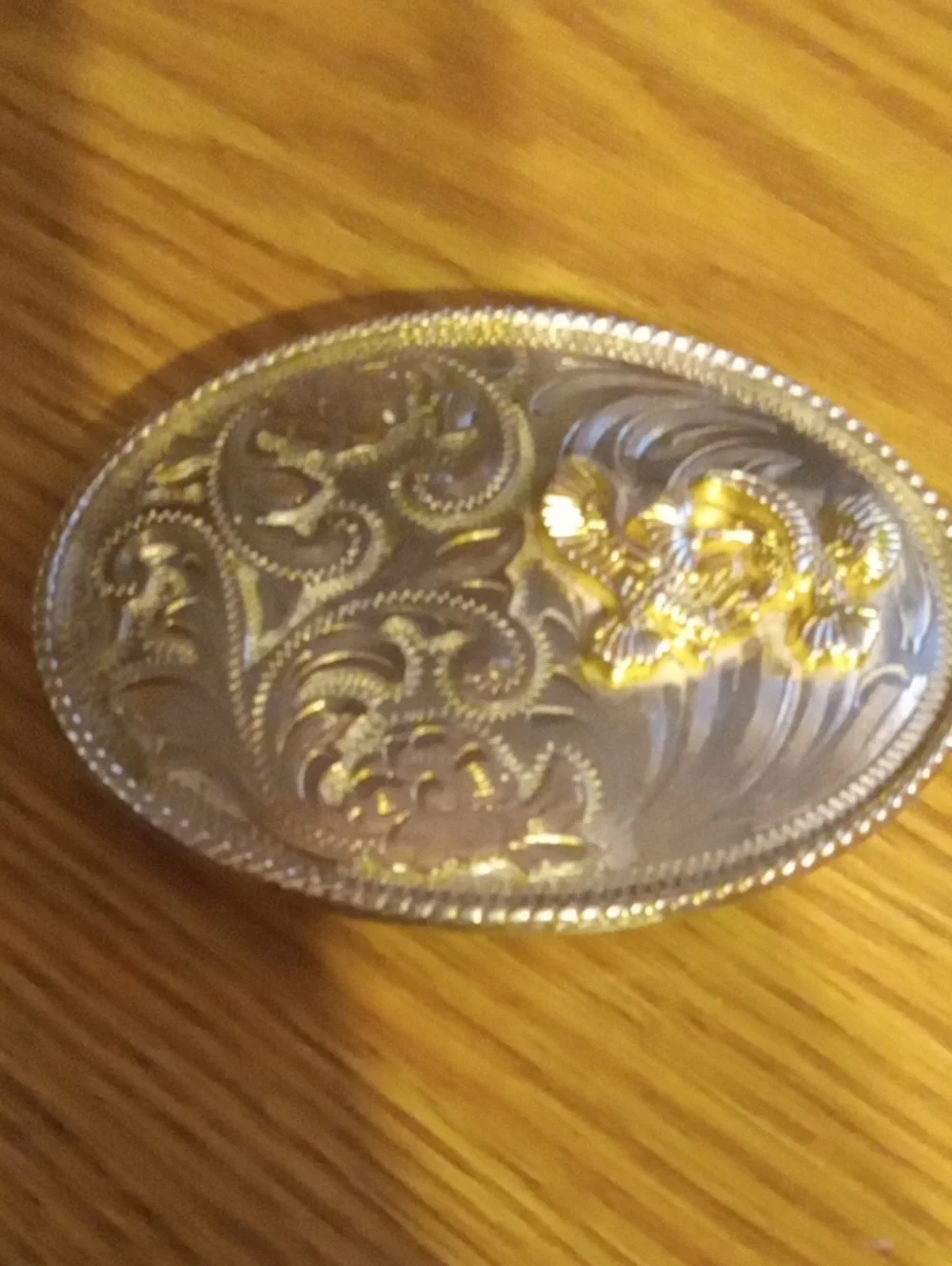 Western Two-Tone Oval Leather Belt Buckle - Gold & Silver